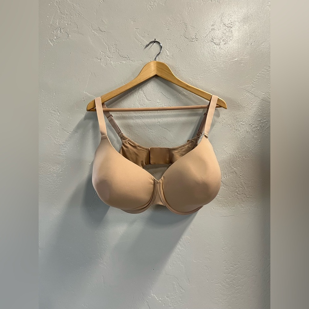 SKIMS Fits Everybody T-Shirt Demi Bra 32DDDD 32H 42C 42DDDD NWT Clay Color